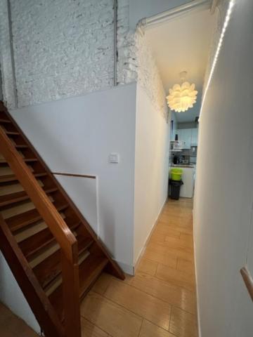 Airbhouse Private Rooms & Apartments Seville Exterior photo